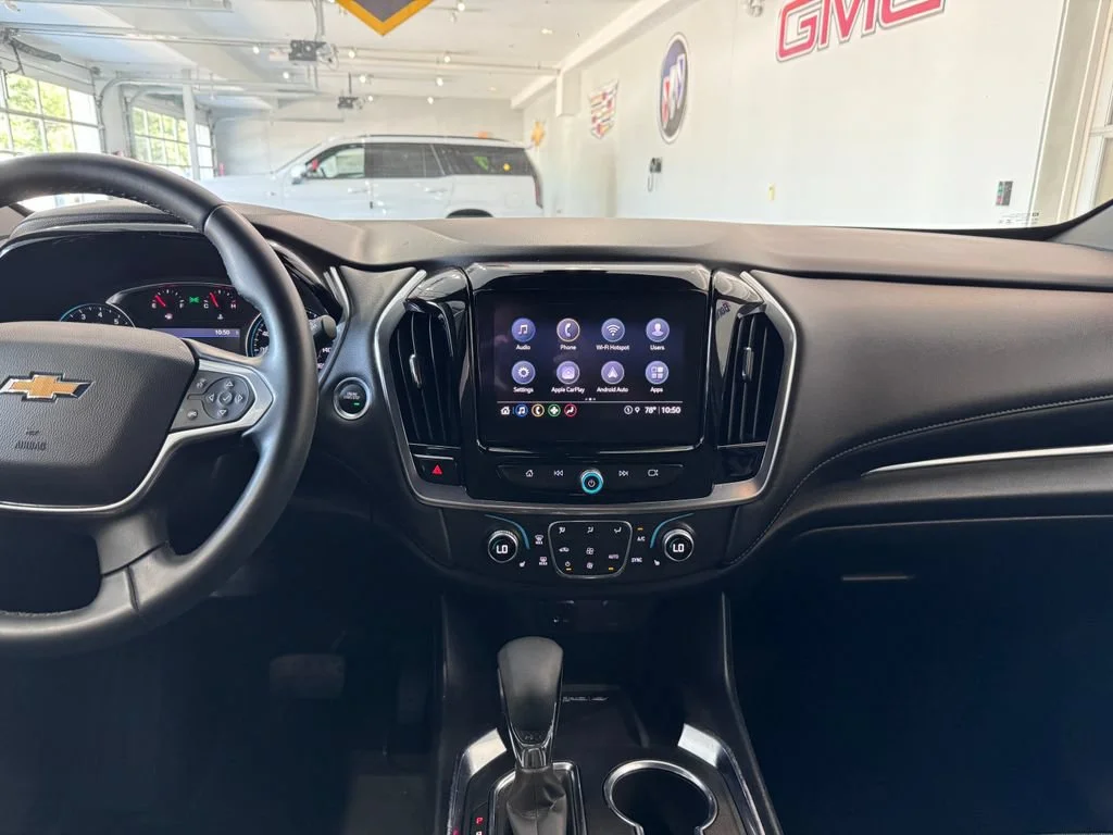 2023 Chevrolet Traverse 1LT - Photo 18