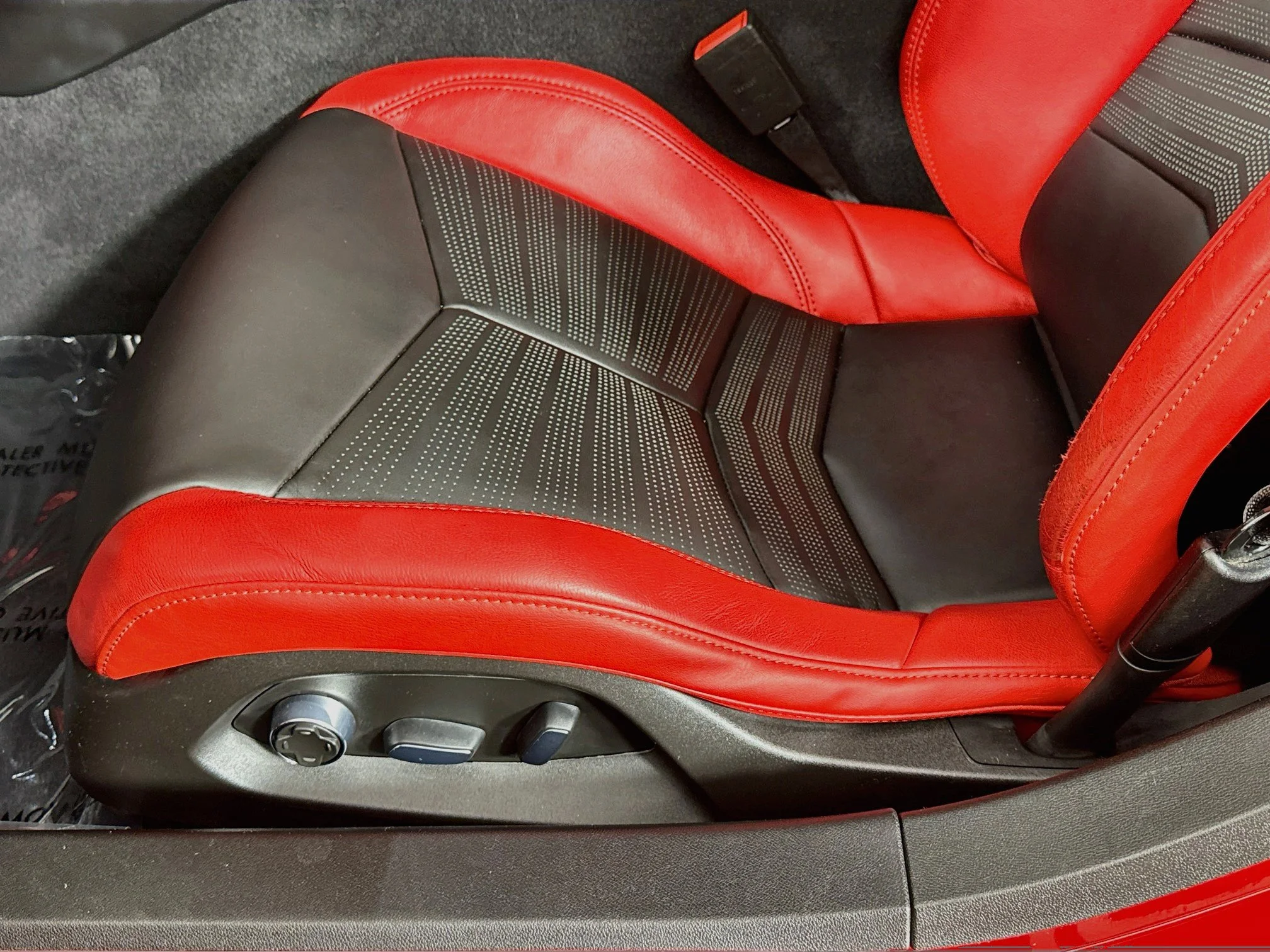 Used 2021 TORCH RED Chevrolet 2LT image 22