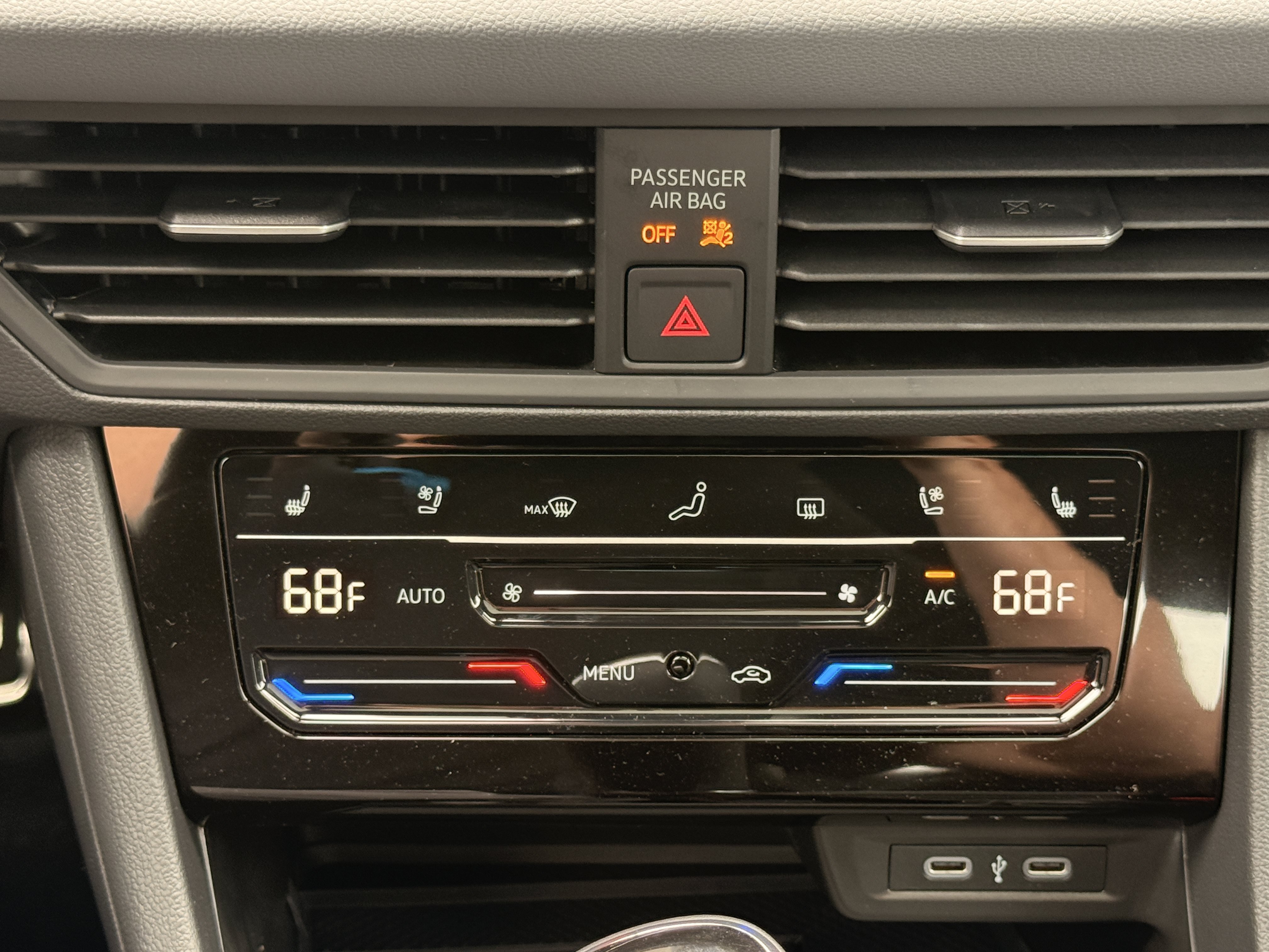 New 2026 Monument Gray W/Deep Black Roof Volkswagen Autobahn image 5