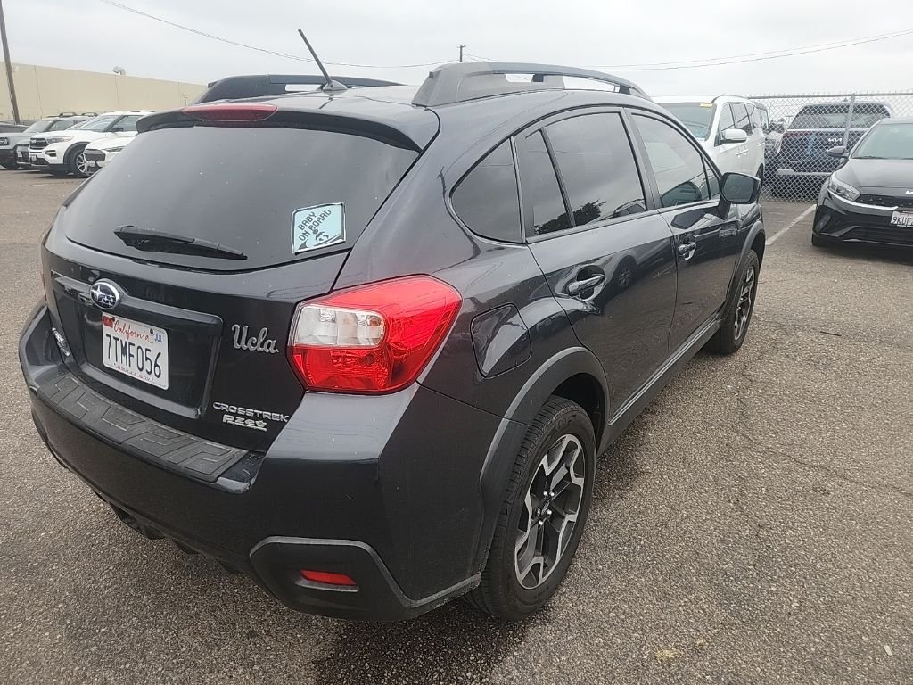 Used 2016 Gray Subaru 2.0i Premium image 13