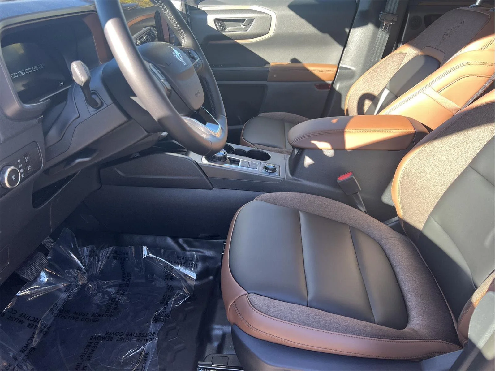 Used 2025 CARBONIZED GRAY METALLIC Ford Outer Banks image 7
