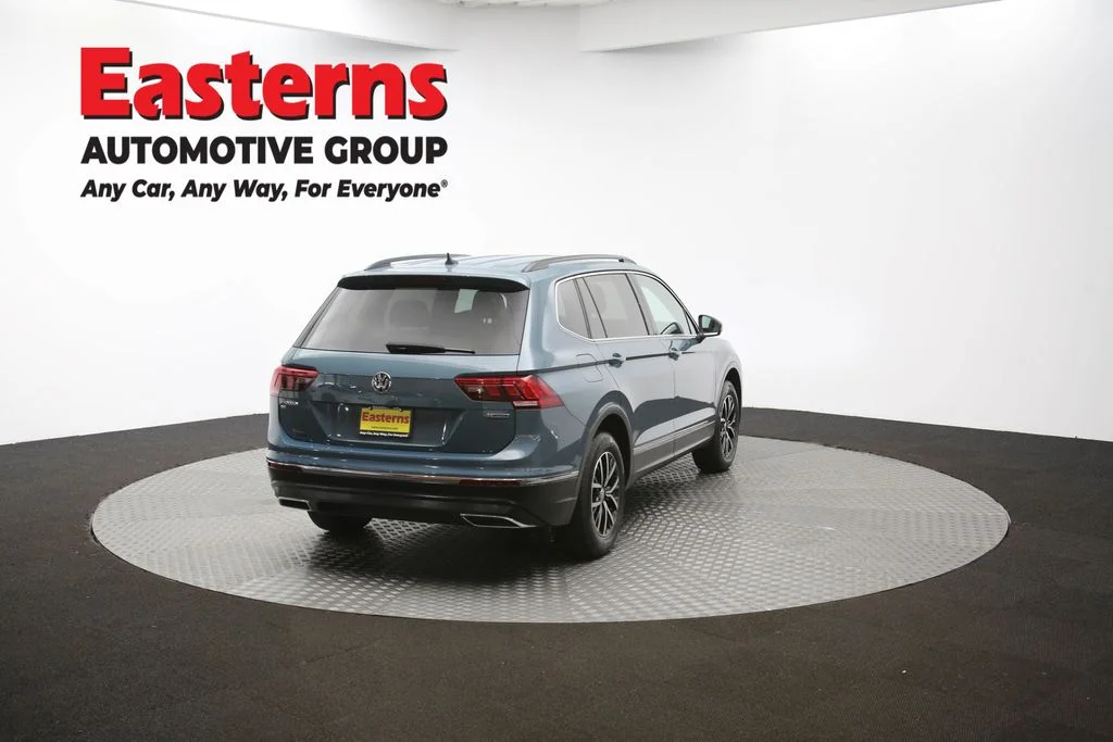 Used 2021 Blue Volkswagen 2.0T SE image 37