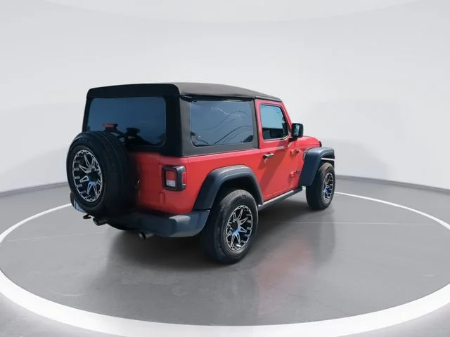 Used 2022 Red Jeep Sport S image 8