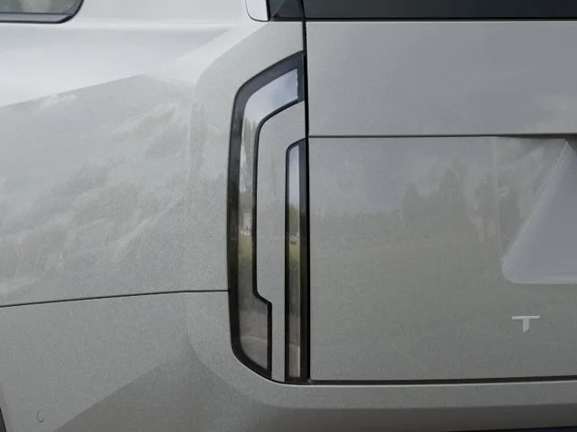 New 2027 White Kia S image 11