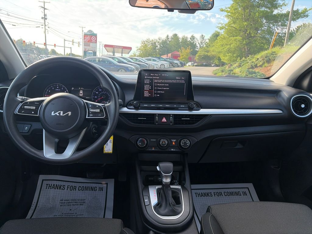 Used 2024 Gray Kia LXS image 13