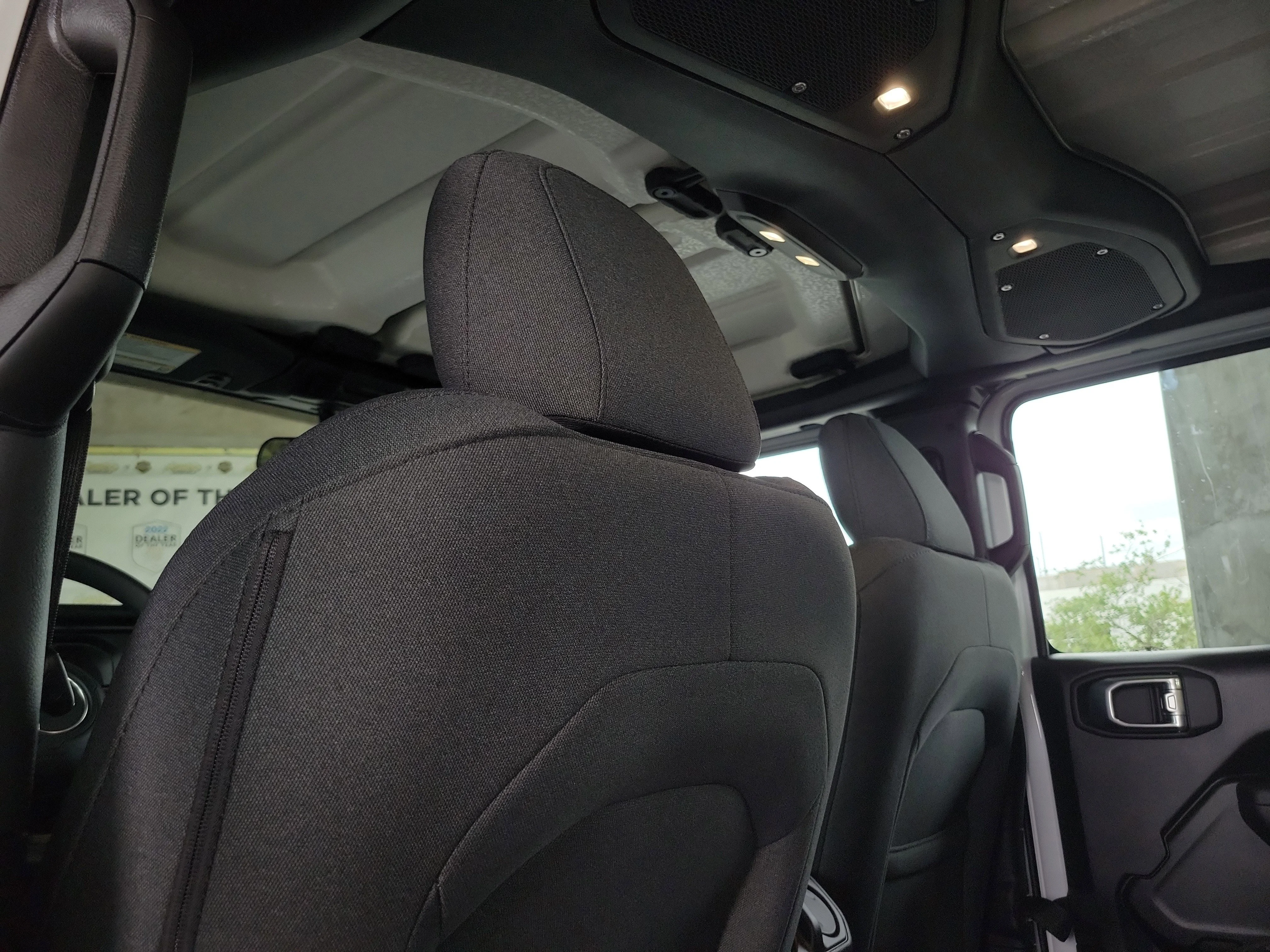 New 2026 Bright White Clear-Coat Exterior Paint Jeep Sport image 9
