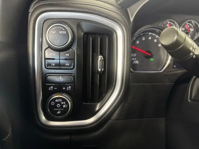 Used 2020 Gray Chevrolet LT image 19