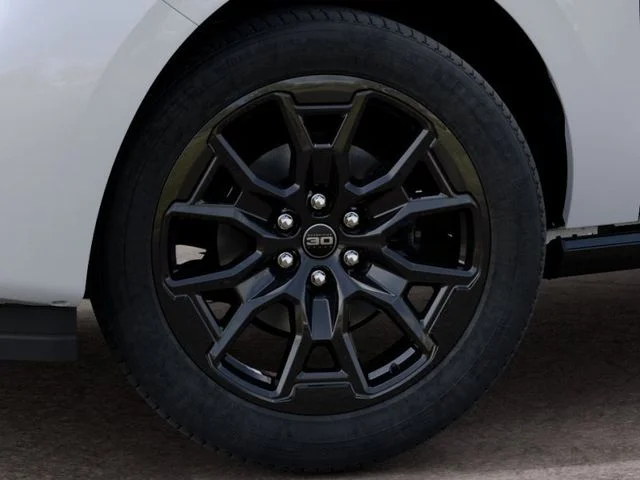 New 2027 Star White Metallic Tri-Coat Ford Platinum image 19