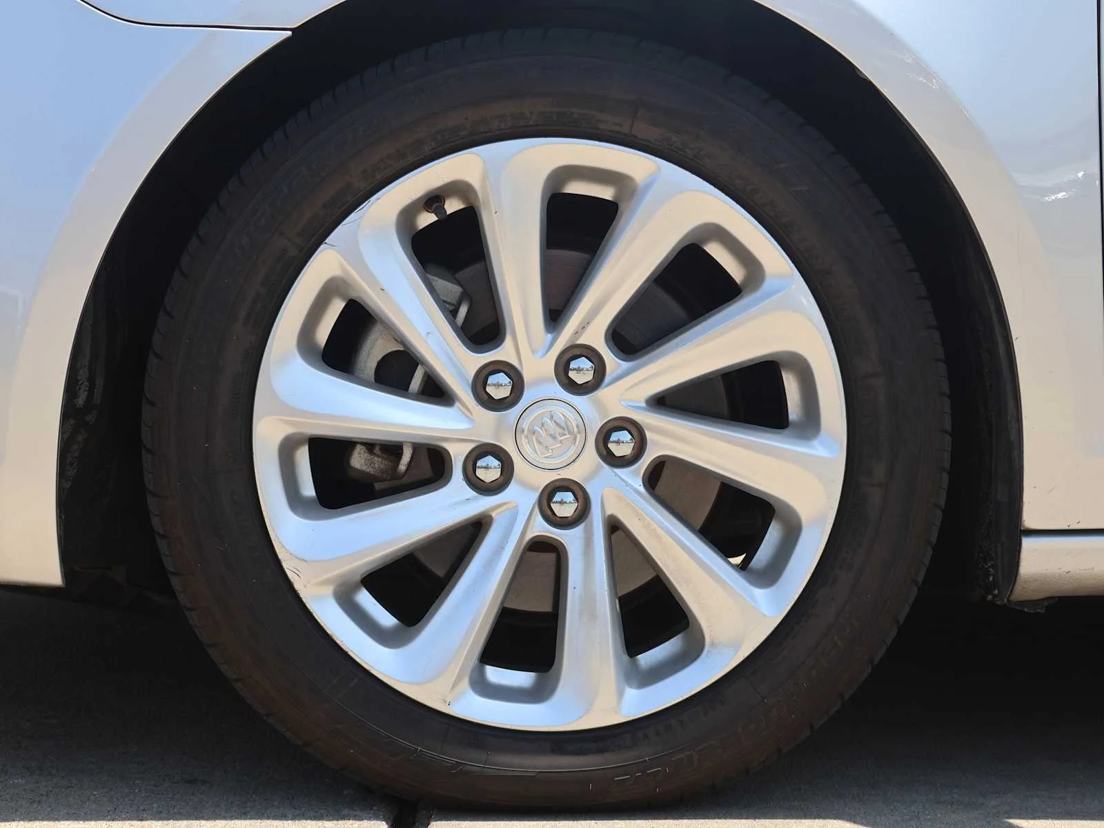 Used 2016 Quicksilver Metallic Buick Leather image 7