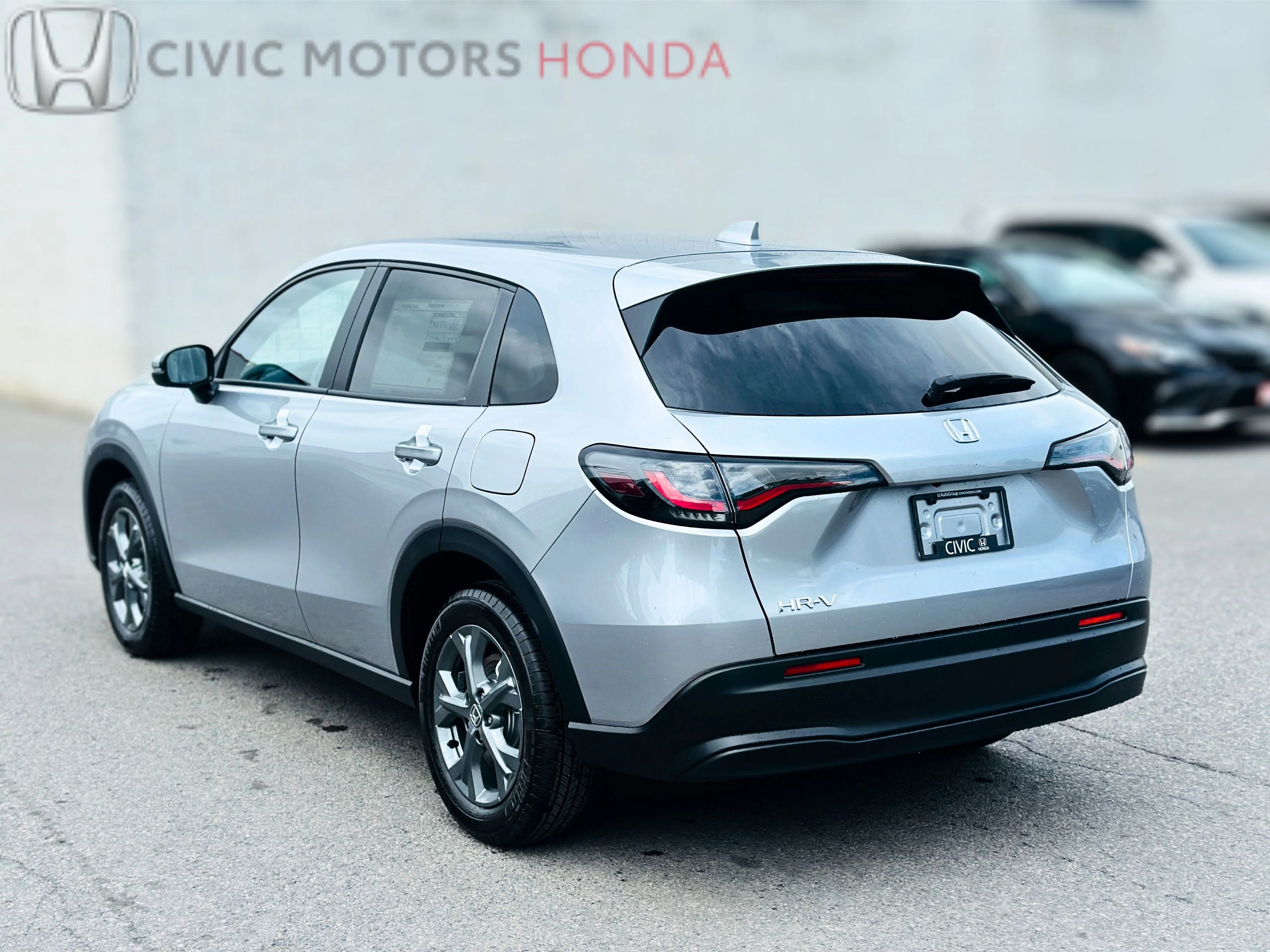 New 2027 SOLAR REFLECTION SILVER METALLIC Honda LX image 10