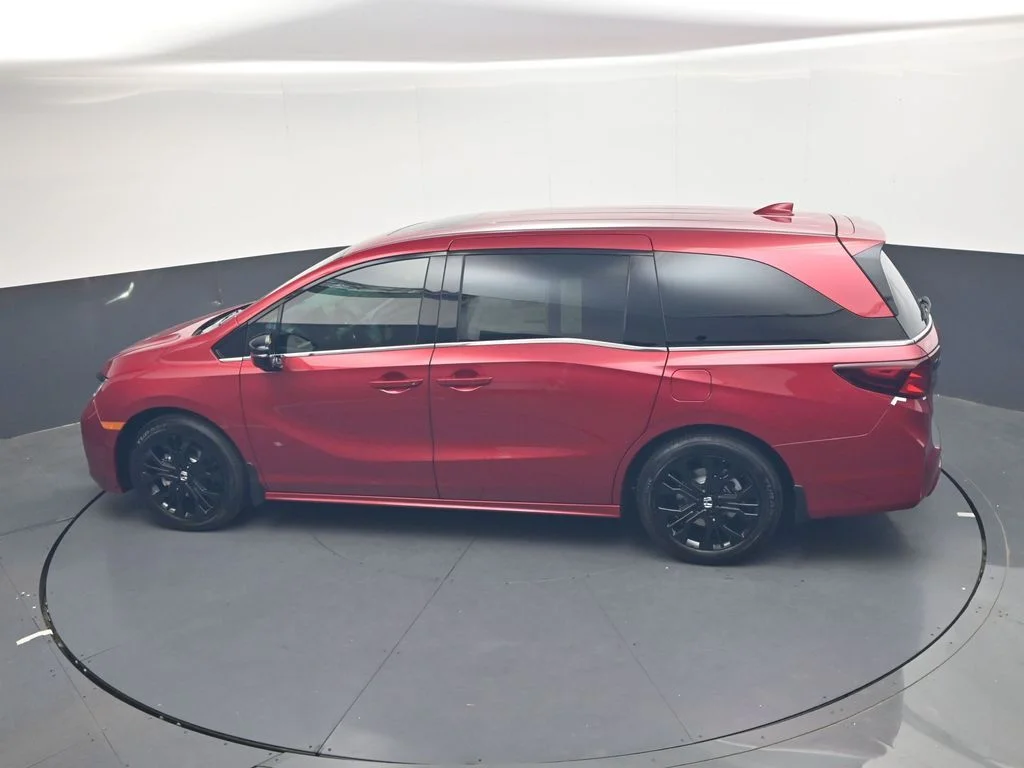 New 2026 Radiant Red Metallic II Honda Sport-L image 31