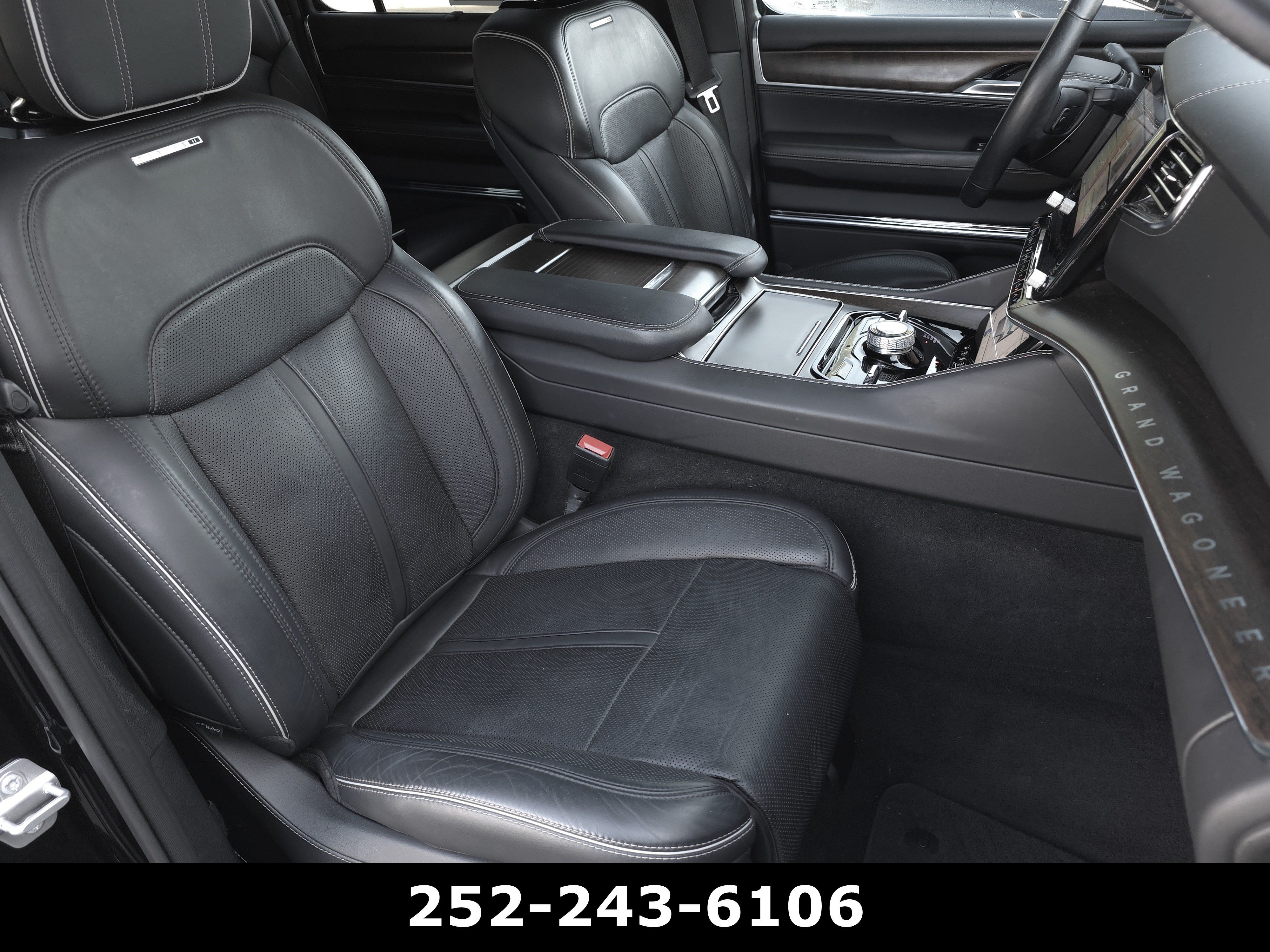 Used 2022 Diamond Black Crystal Pearlcoat Jeep Series II image 59