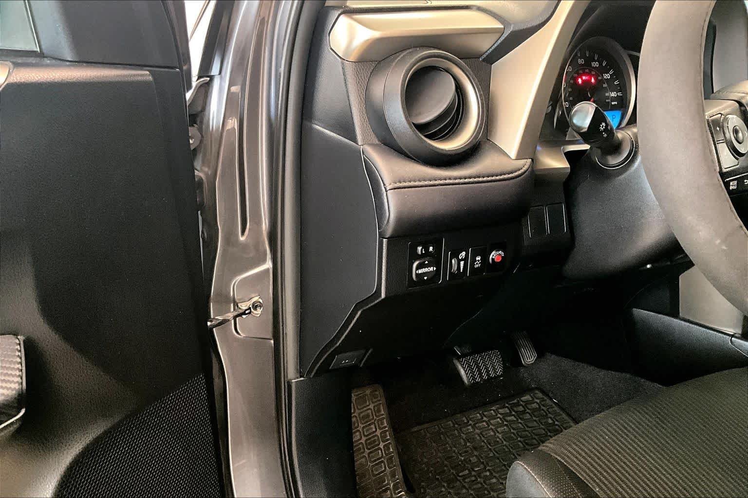 Used 2015 Magnetic Gray Metallic Toyota XLE image 30
