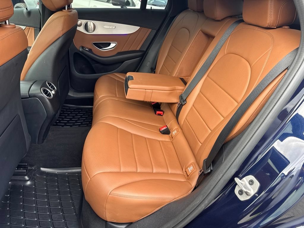 Used 2023 Blue Mercedes-Benz 4MATIC® image 6