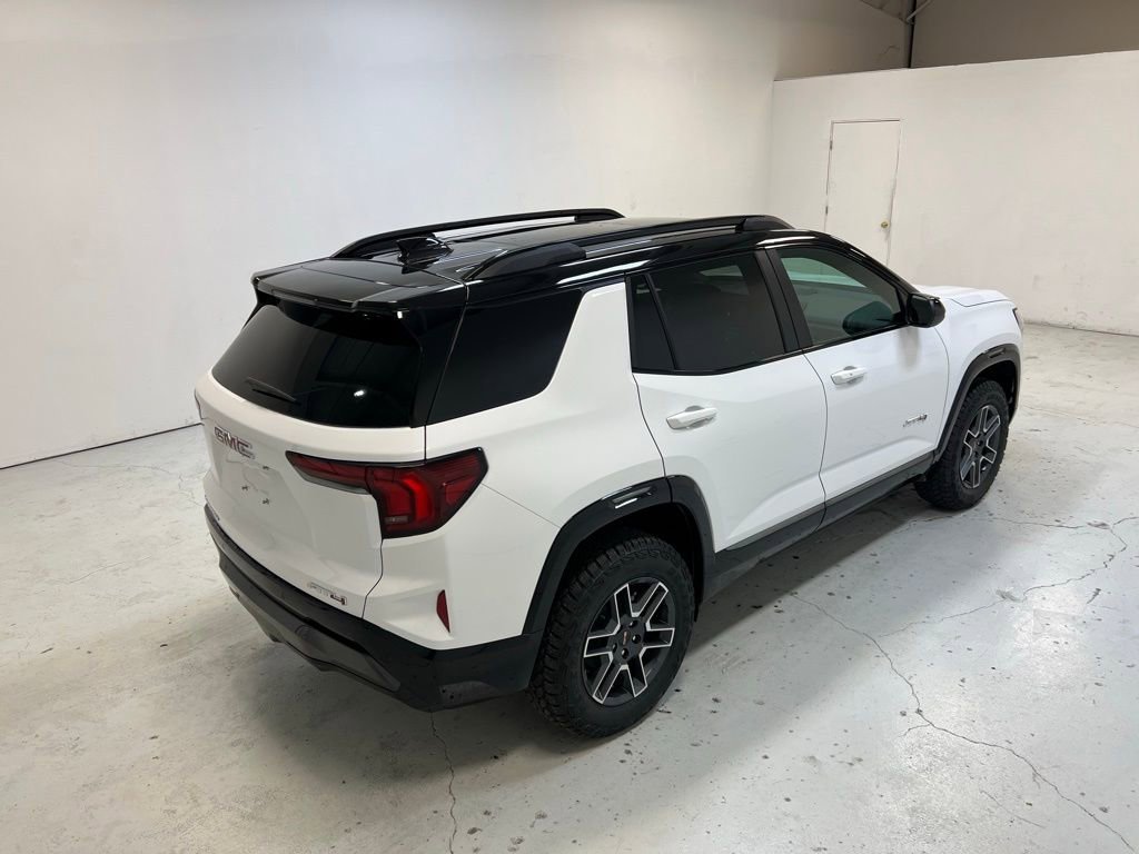 2026 Gmc Terrain AT4 photo 2