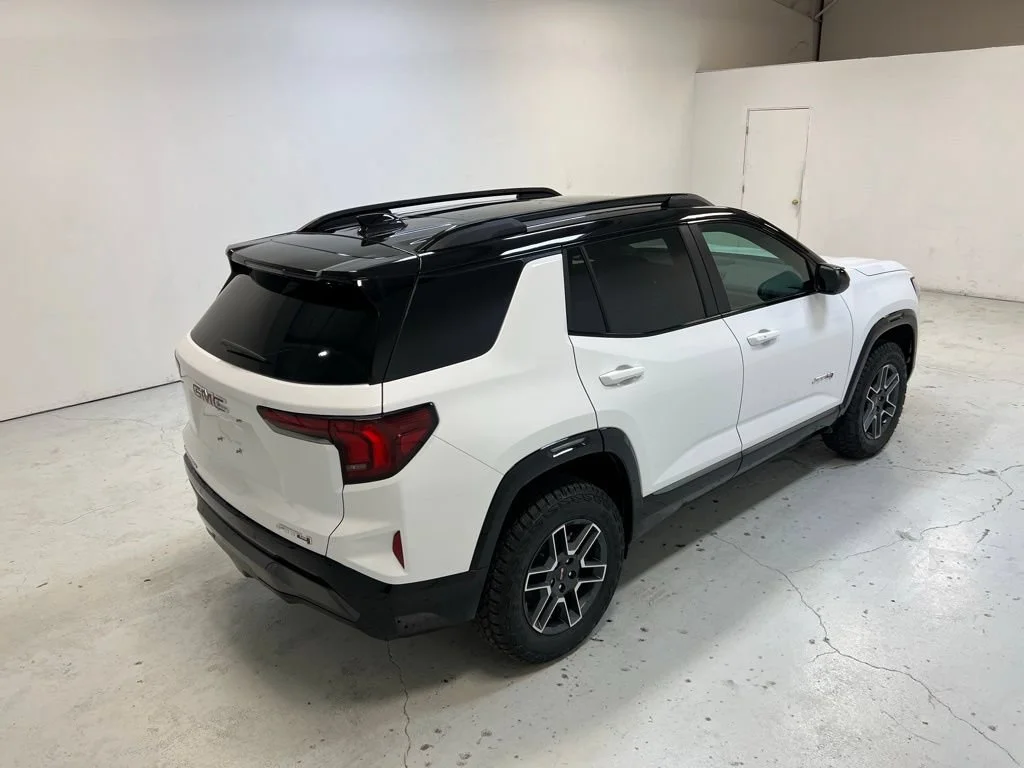 New 2026 Summit White GMC AT4 image 2