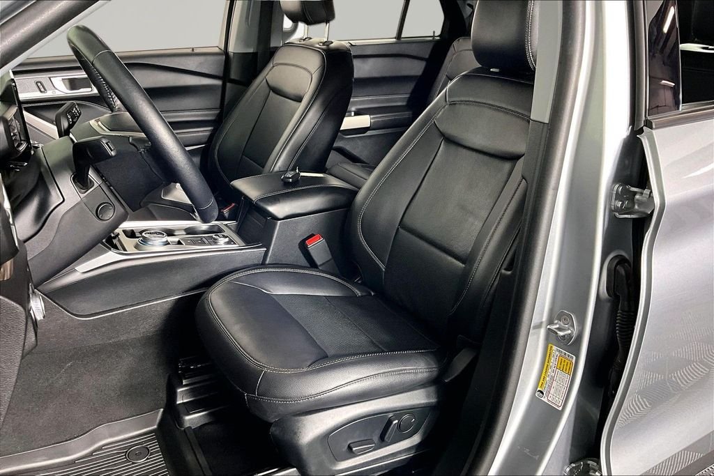 Certified Used 2023 Silver Ford Limited image 20