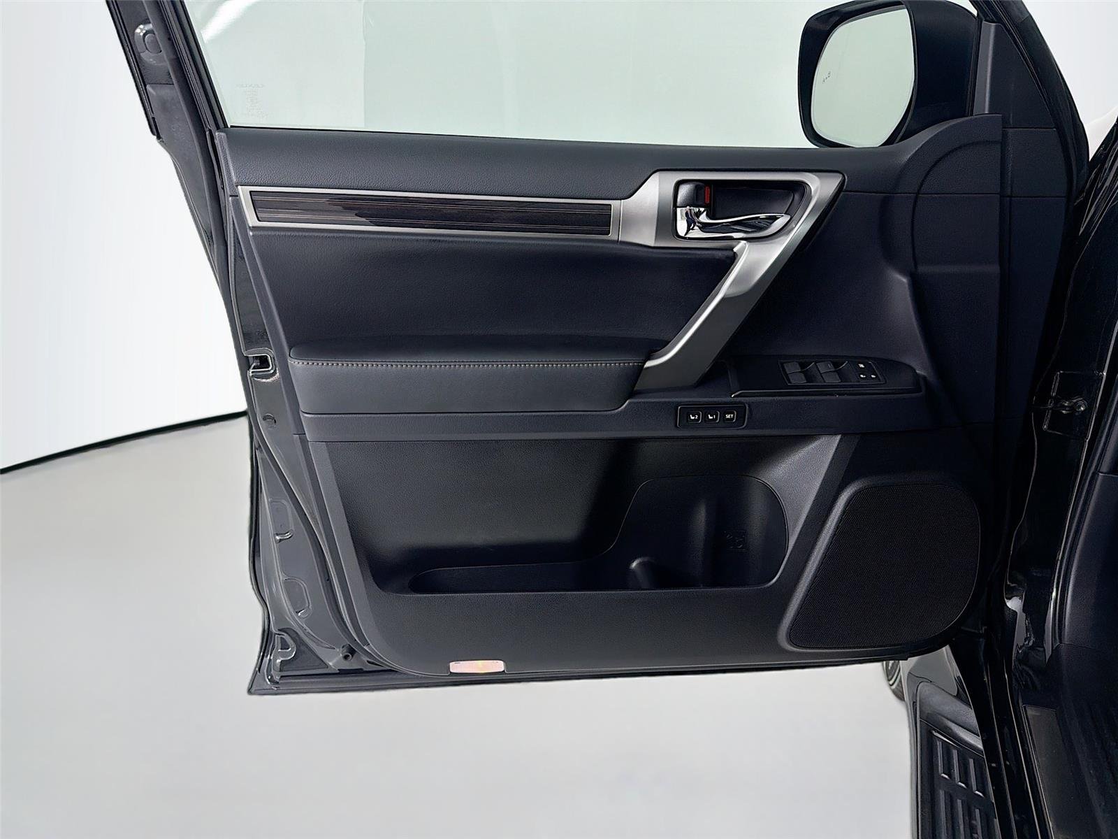 Used 2022 Black LEXUS PREM image 6