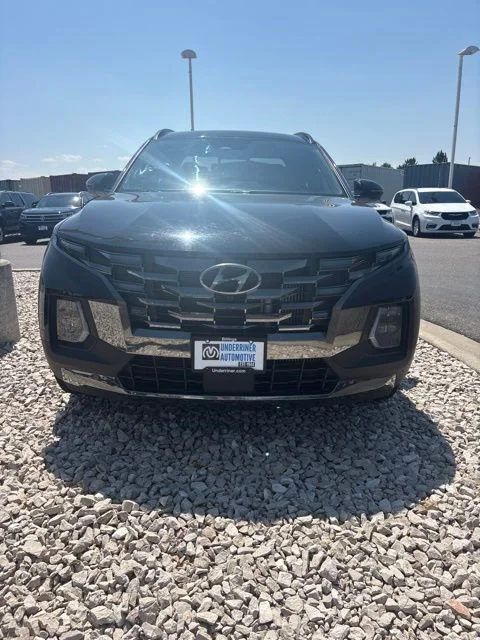 Used 2022 Black Hyundai Limited image 2