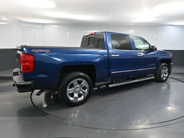 Used 2017 Blue Chevrolet LTZ image 6