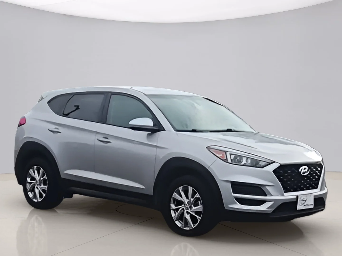 Used 2020 Silver Hyundai SE image 7