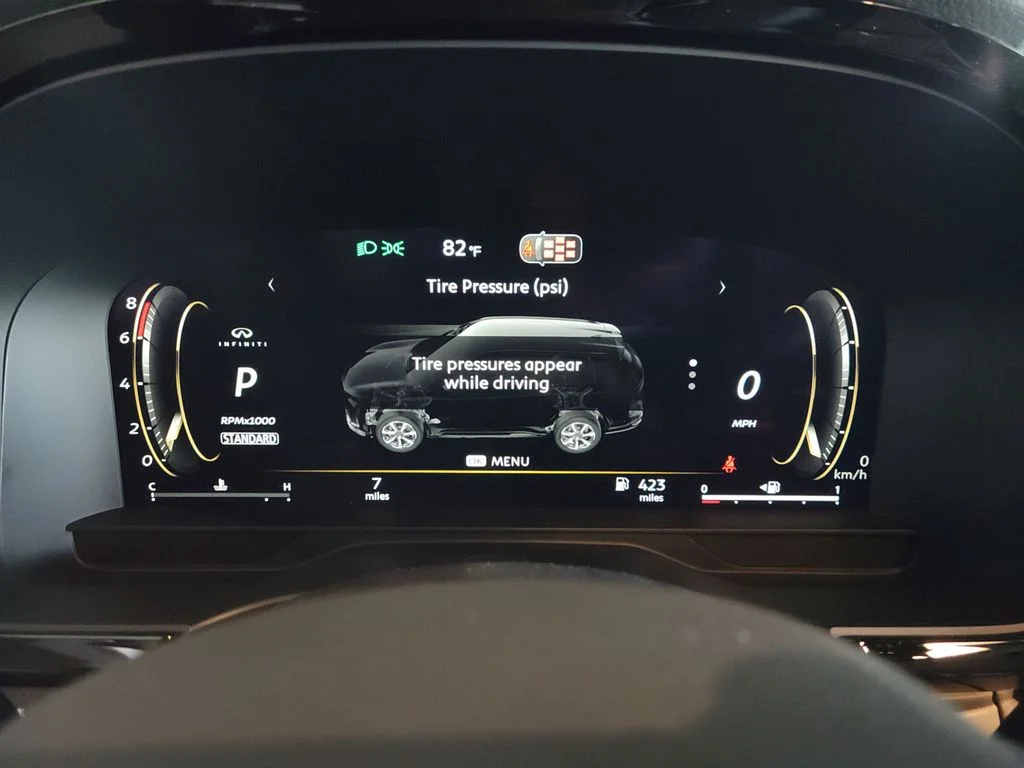 New 2027 RADIANT WHITE INFINITI Luxe FWD image 19