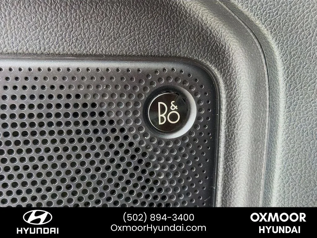 Used 2021 Antimatter Blue Metallic Ford Titanium image 19