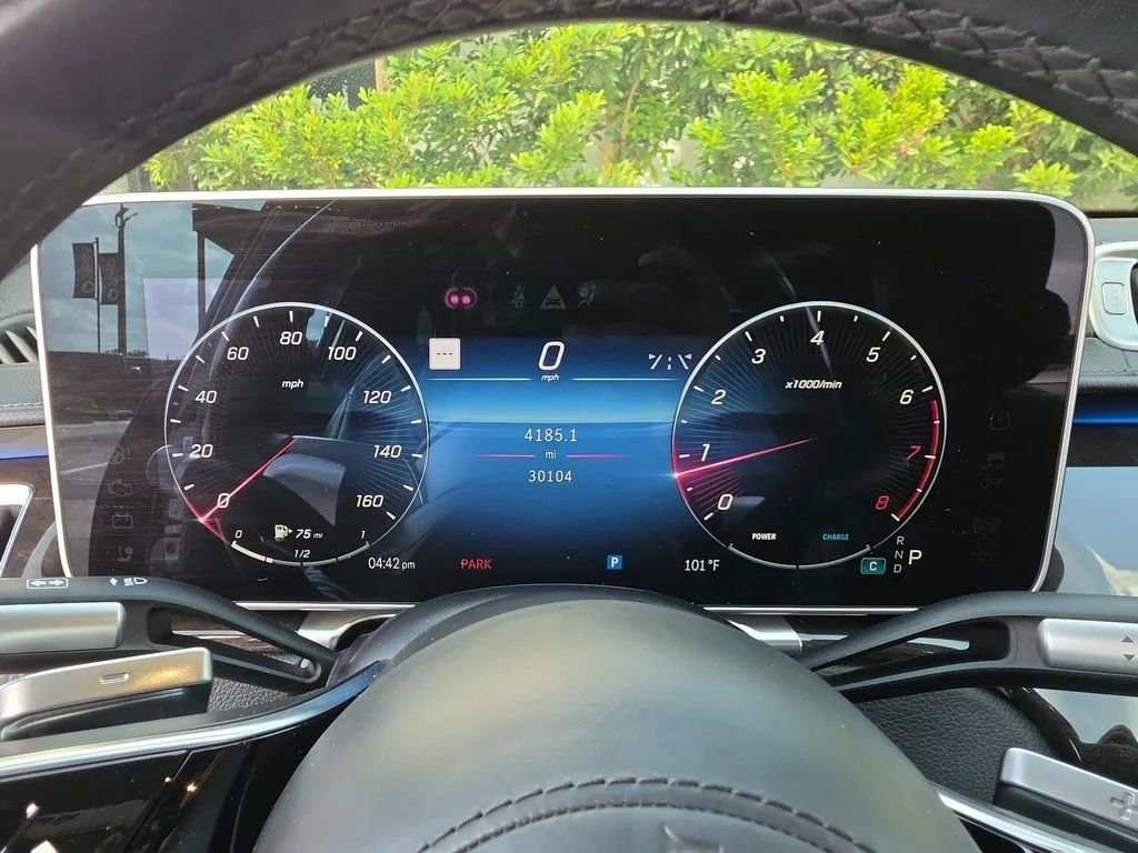Used 2023 Black Mercedes-Benz S 580 image 28