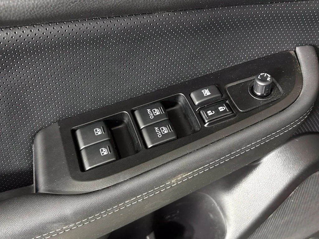 Used 2017 Red Subaru 2.5i image 15
