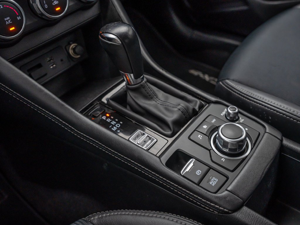 Used 2019 Ceramic Metallic Mazda Touring image 33