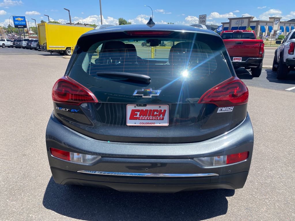 Used 2018 (Includes (TUS) Black grille.) Chevrolet Premier image 4