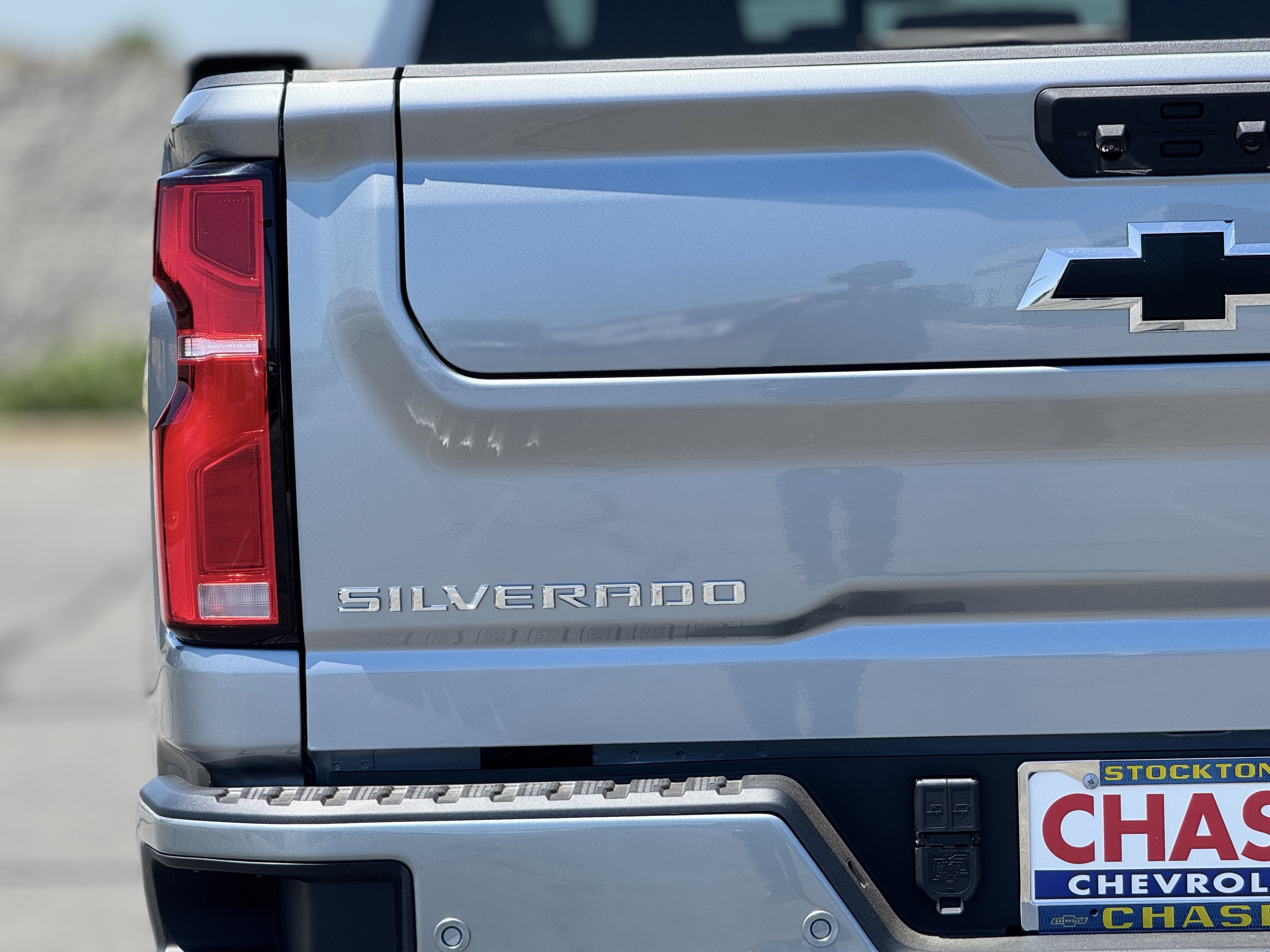 New 2026 Sterling Gray Metallic Chevrolet High Country image 7