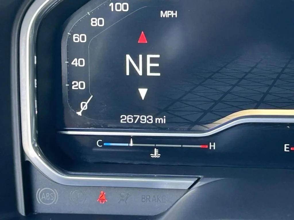 Used 2023 Onyx Black GMC Denali image 27