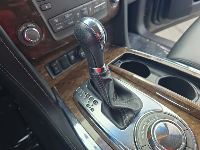 Used 2017 Gray INFINITI Base image 27
