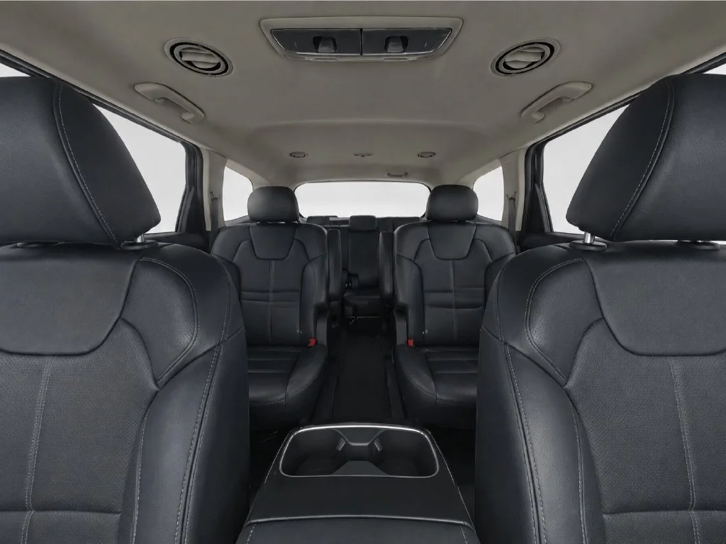 Used 2022 Black Kia EX image 31