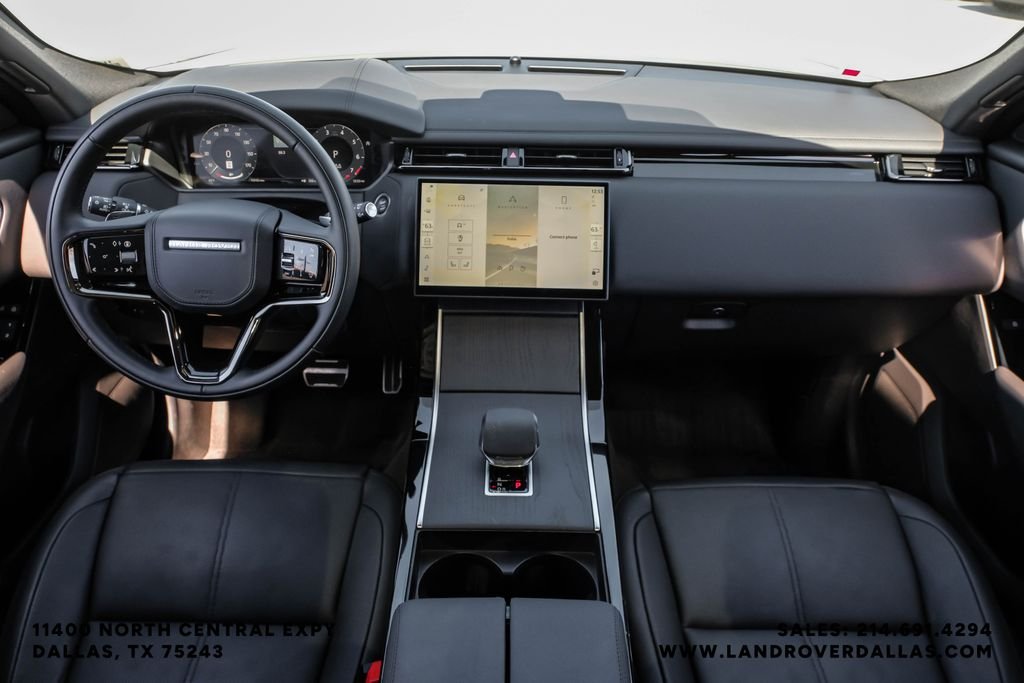 Used 2026 White Land Rover Dynamic SE image 13