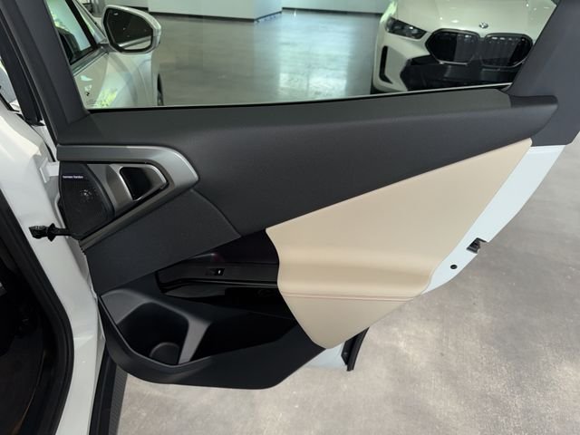 New 2026 Mineral White Metallic BMW 30 xDrive image 12