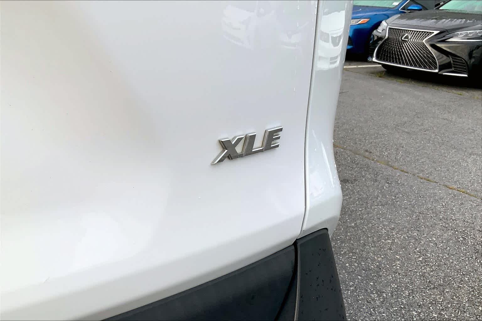 Used 2021 Super White Toyota XLE image 10