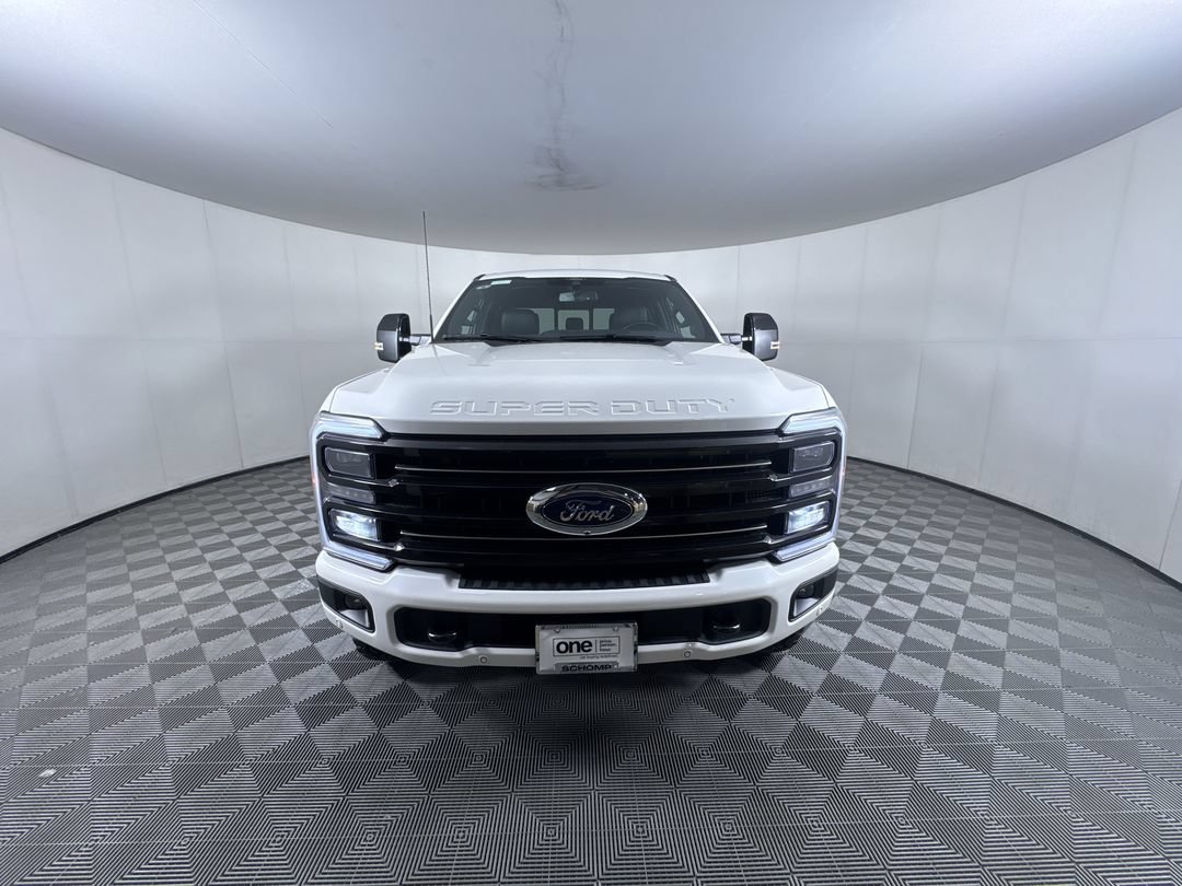 New 2026 Star White Metallic Tri-Coat Ford Platinum image 3