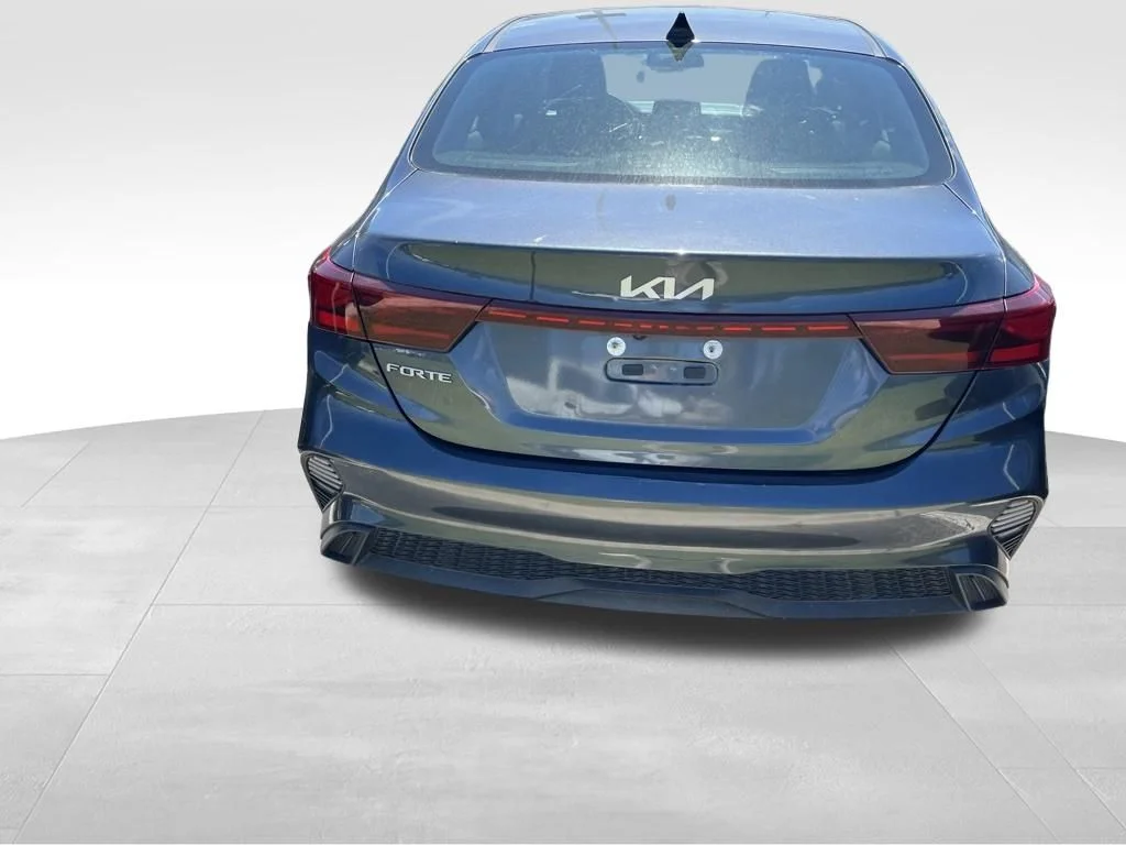 Used 2023 Gray Kia LXS image 16