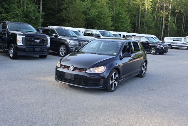 Used 2016 Black Volkswagen S image 3
