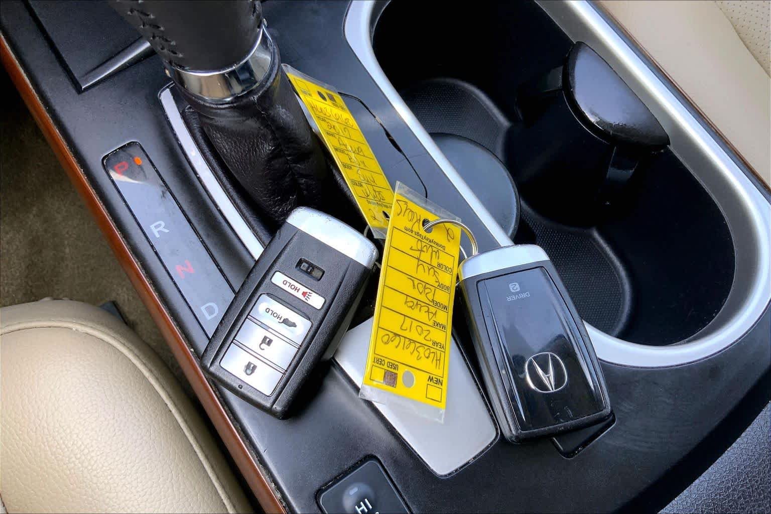 Used 2017 White Diamond Pearl Acura AWD with Technology Package image 15