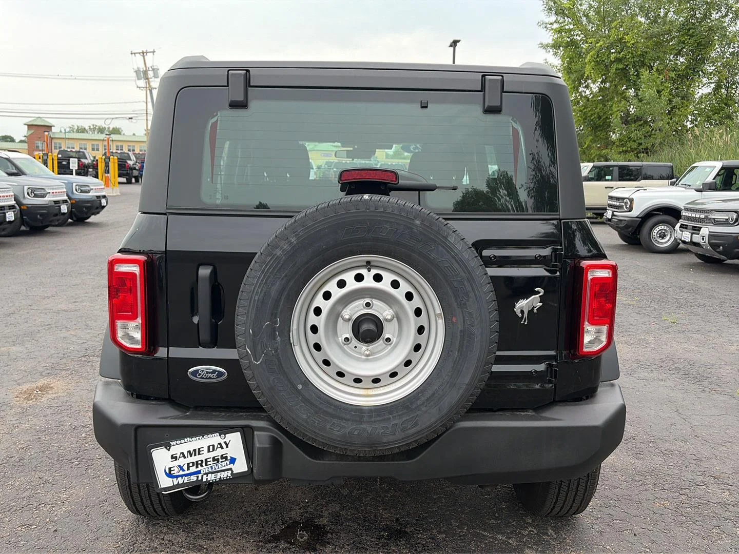 New 2025 Shadow Black Ford Base image 17