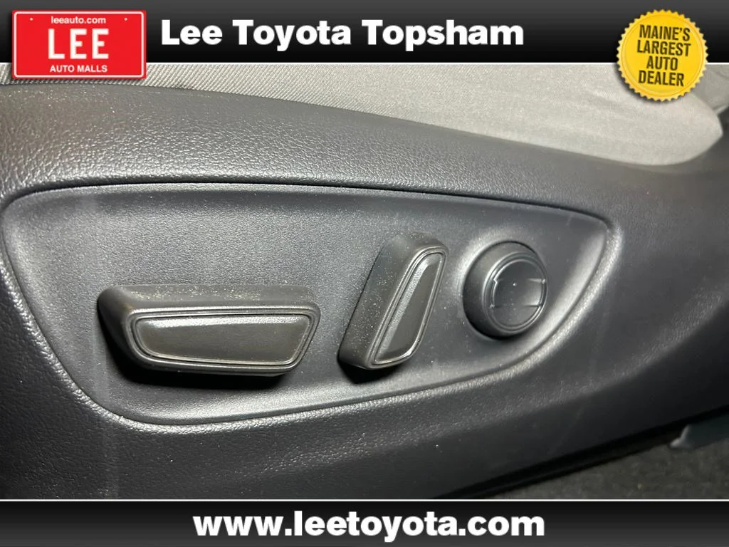 Certified Used 2025 Blueprint Toyota Hybrid XLE image 21
