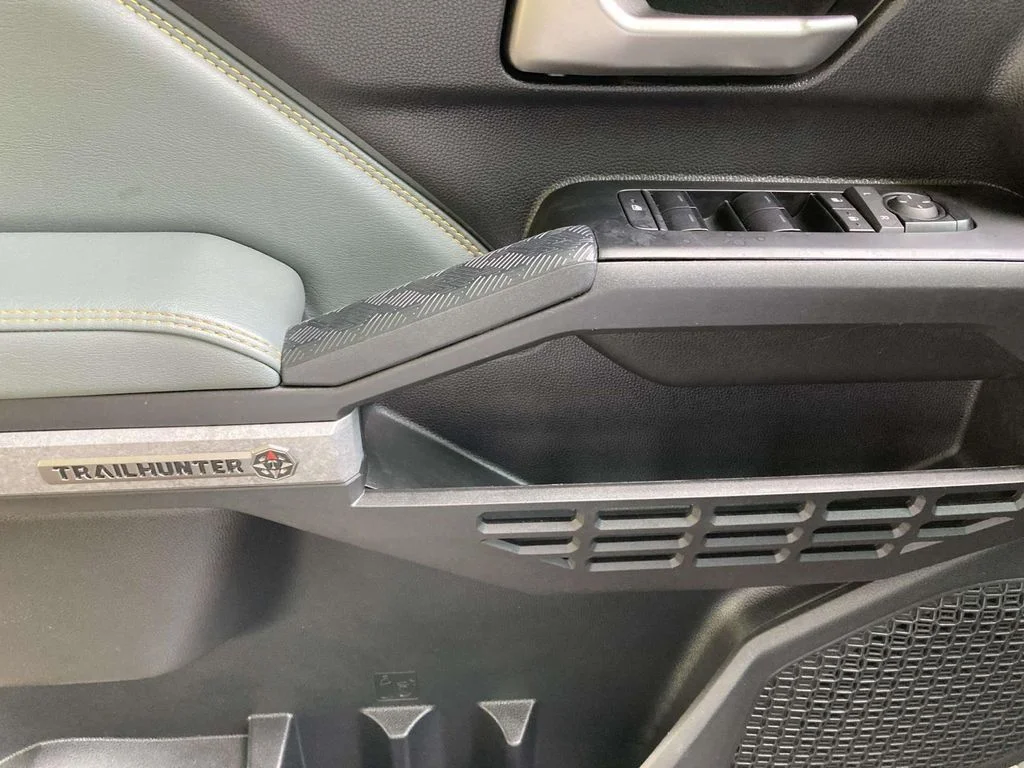 Used 2025  Toyota Trailhunter image 11