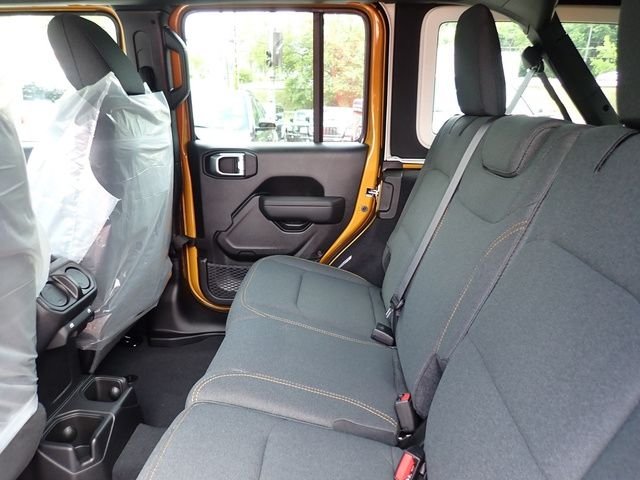 New 2026 Goldilocks Exterior Paint Jeep Sport S image 13