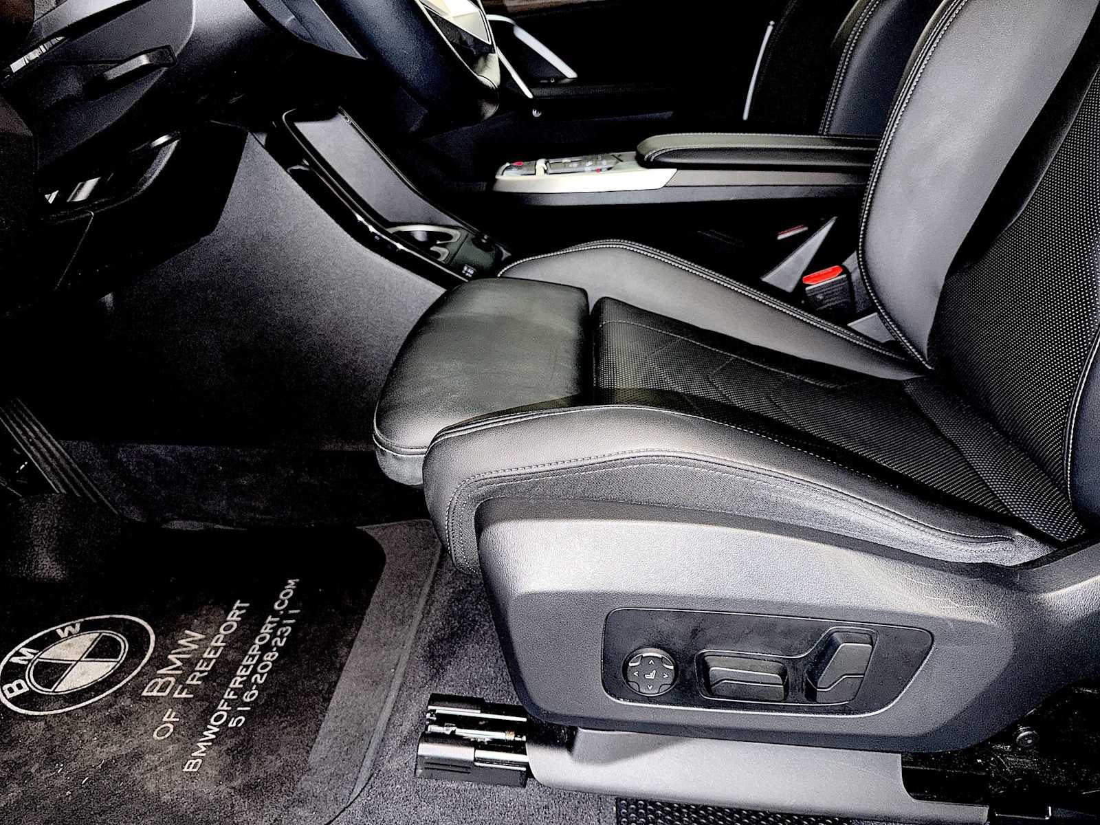 2024 BMW X1 28i - Photo 10