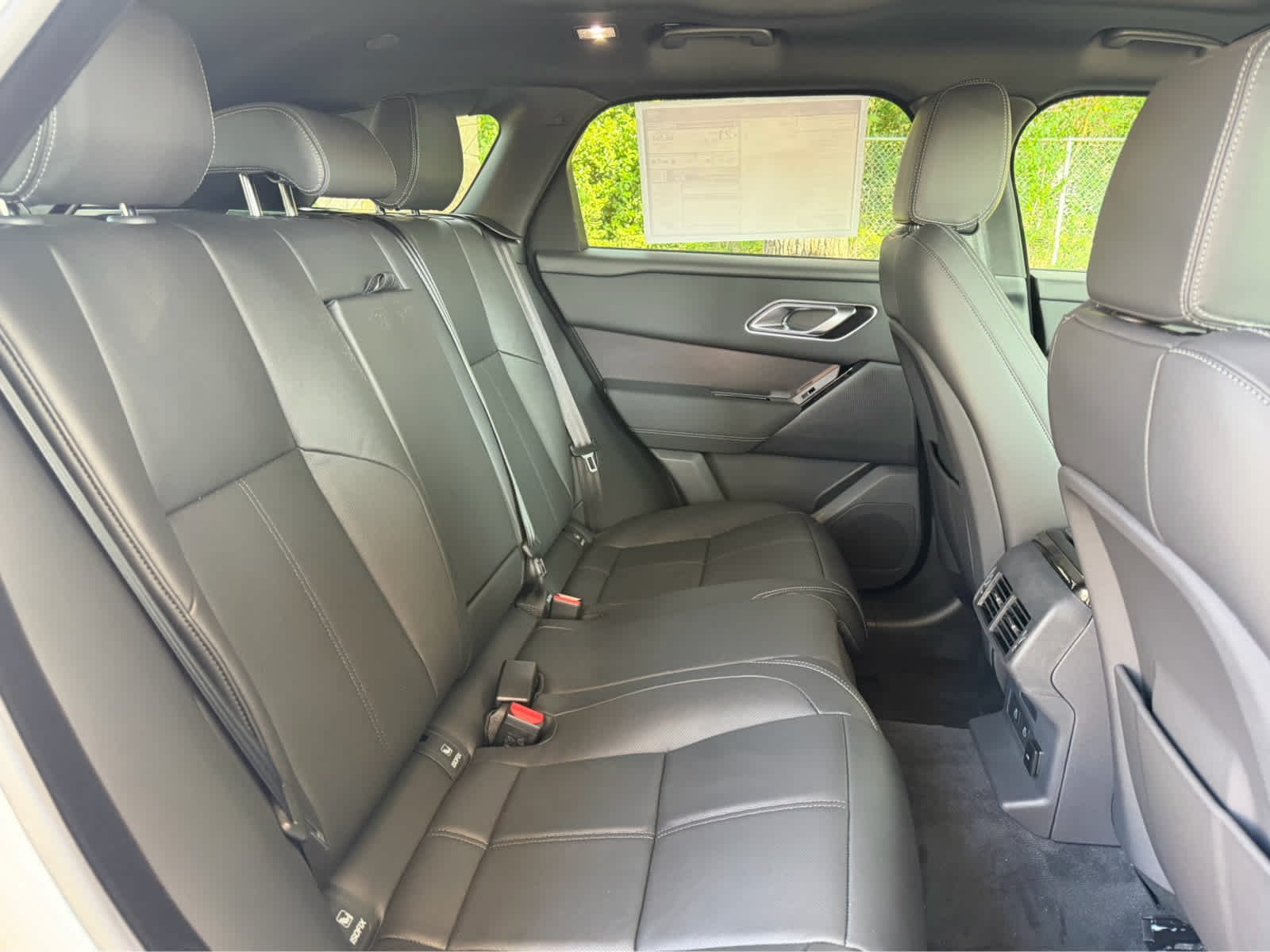 New 2026 Fuji White Land Rover Belgravia Edition image 13