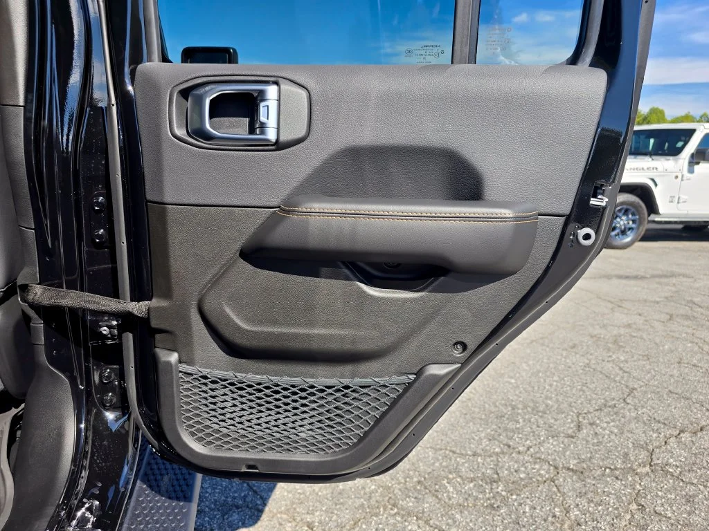 New 2027 Black Jeep Sahara image 38
