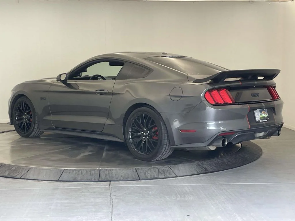 Used 2015 Blue Ford GT Premium image 3